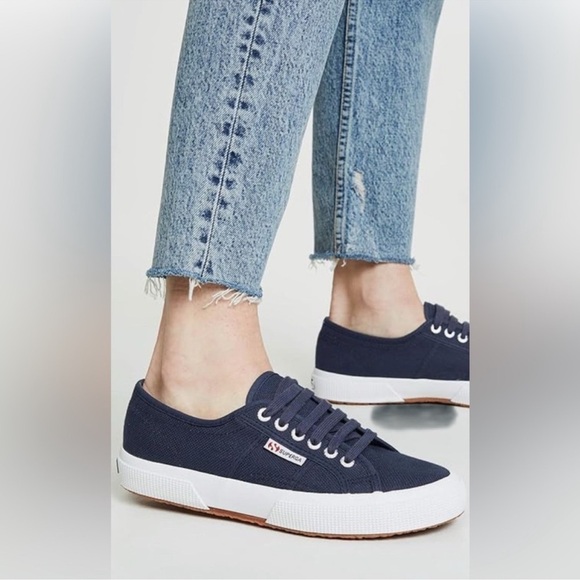 Superga Navy Cotu Classic Trainer Canvas Sneakers size 9 1/2 - Picture 1 of 12